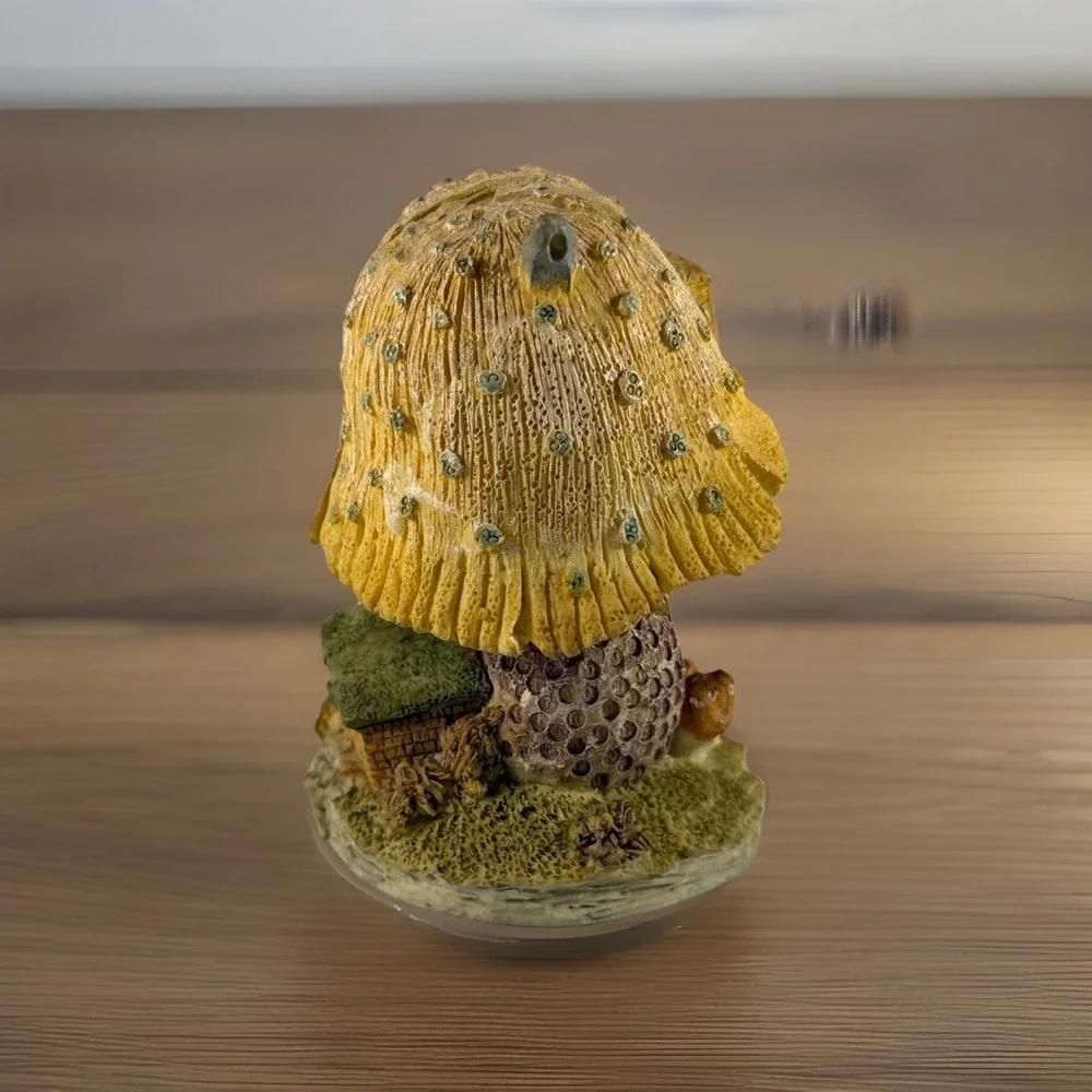 TOADSTOOL JUNCTION 90s Mushroom House Bunnies Fruit Shop Mini Figurine 4